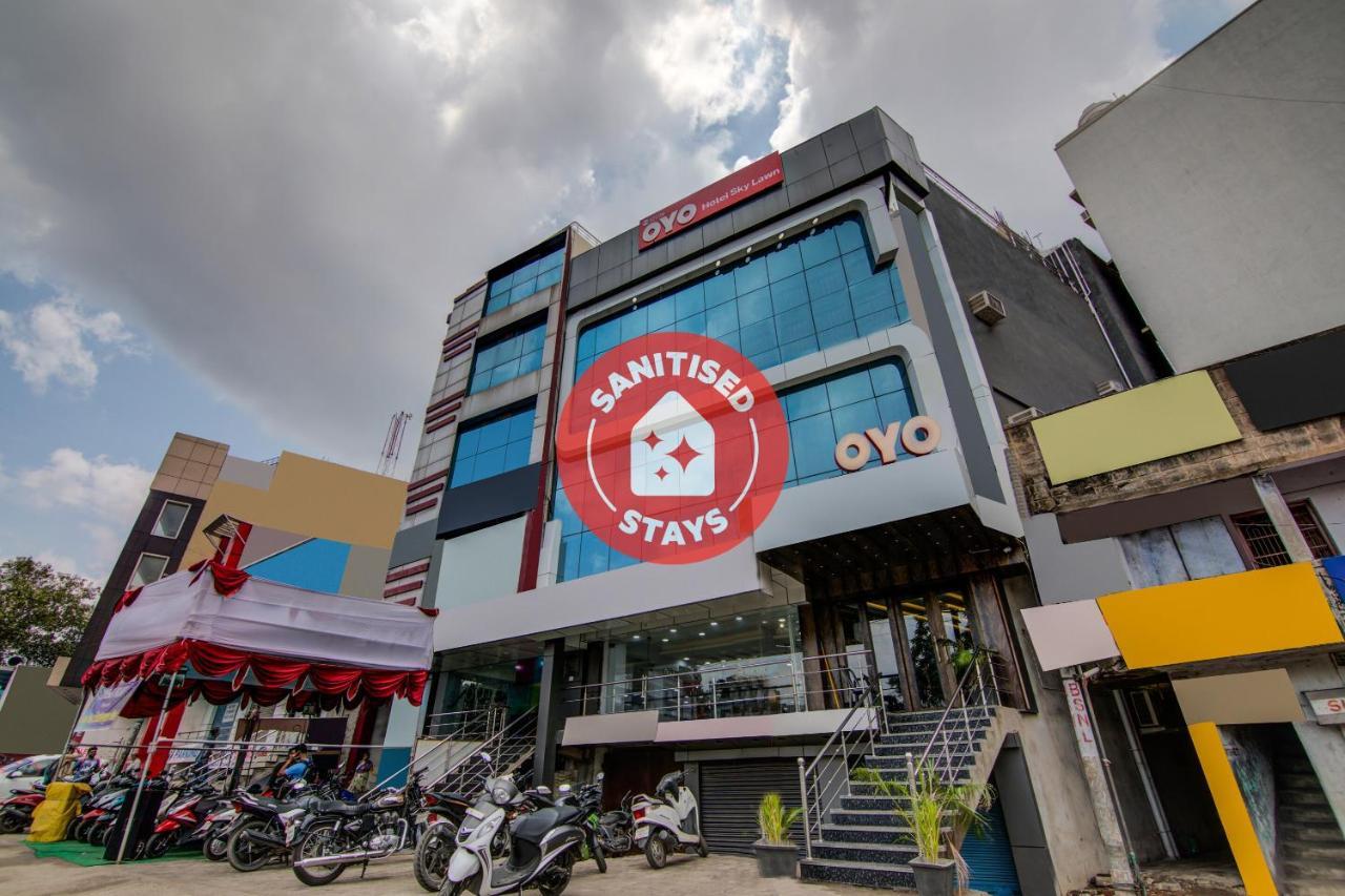 Oyo 12736 Skylawn Hotel Jamshedpur Exterior photo