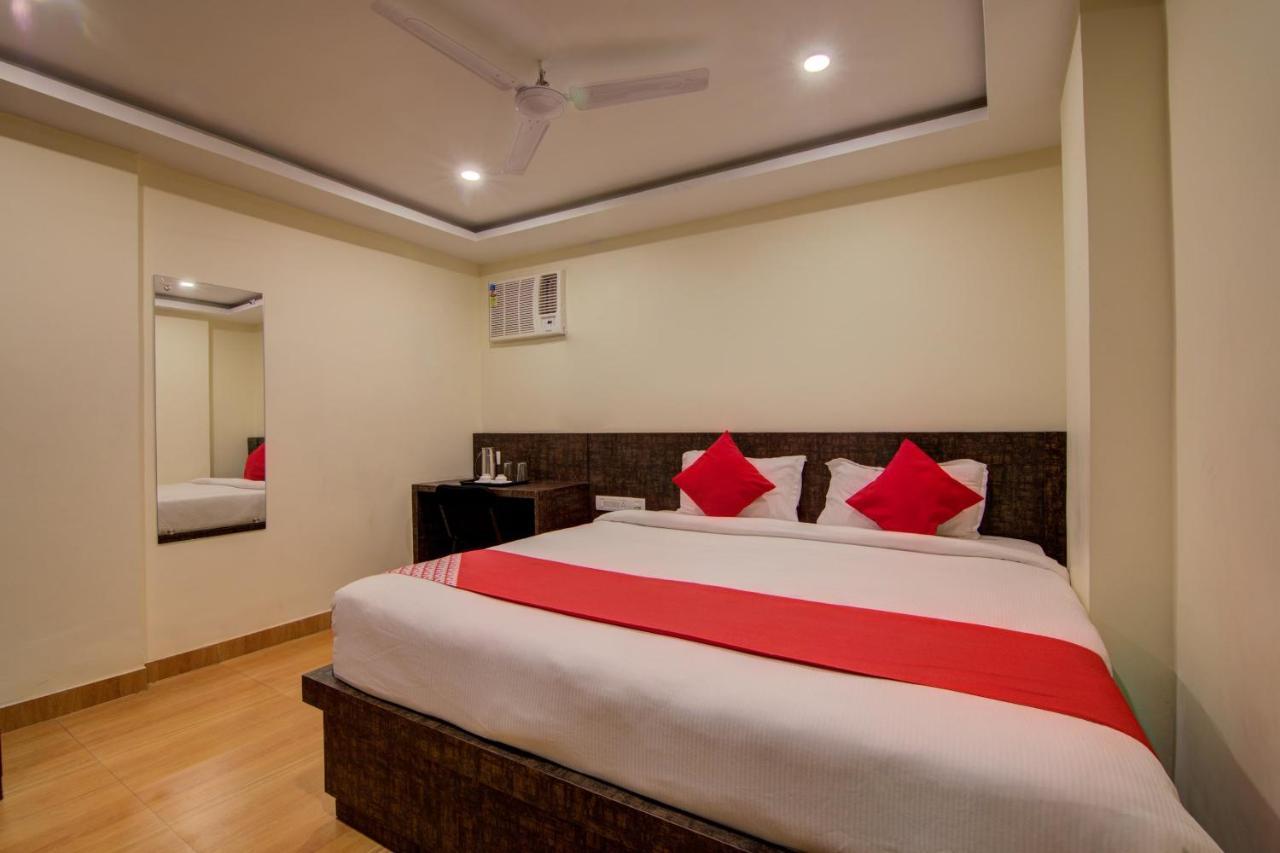 Oyo 12736 Skylawn Hotel Jamshedpur Exterior photo